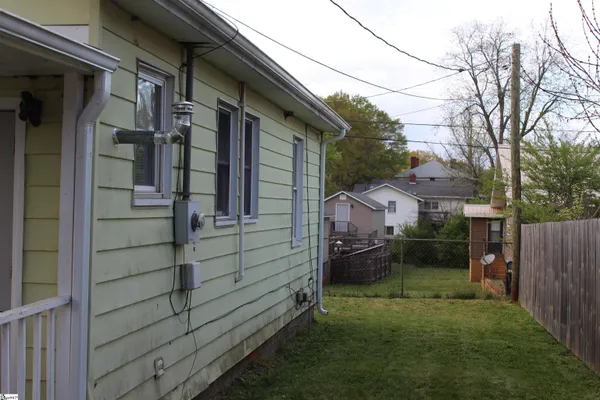 $189,900 | 2510 East Brown Street, Seneca, SC 29678