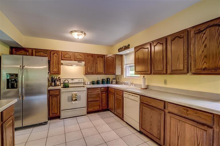 2571 Carthage Road California, KY 41007 - Photo 4 of 18