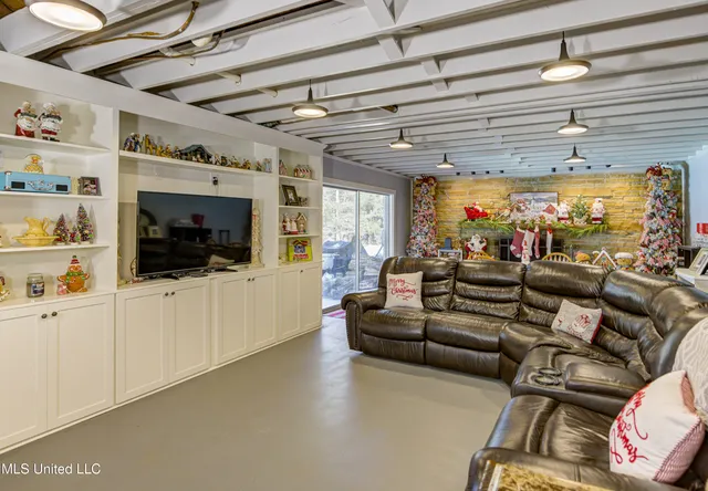 $485,000 | 704 Brenmar Street, Brandon, MS 39042