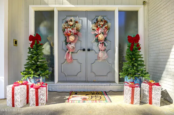 $485,000 | 704 Brenmar Street, Brandon, MS 39042