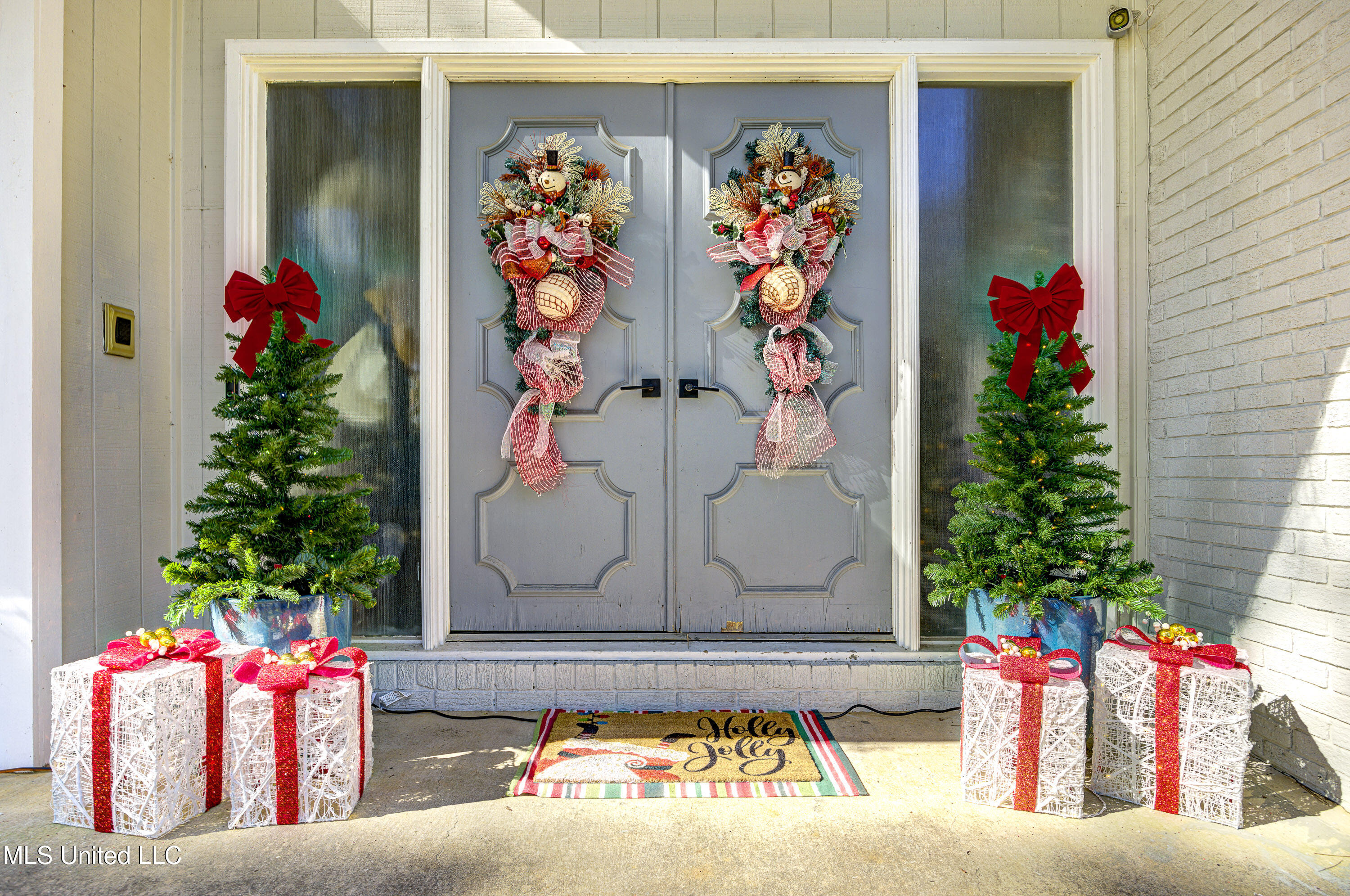 704 Brenmar Street Brandon, MS 39042 - Photo 4 of 49 Front Entryway