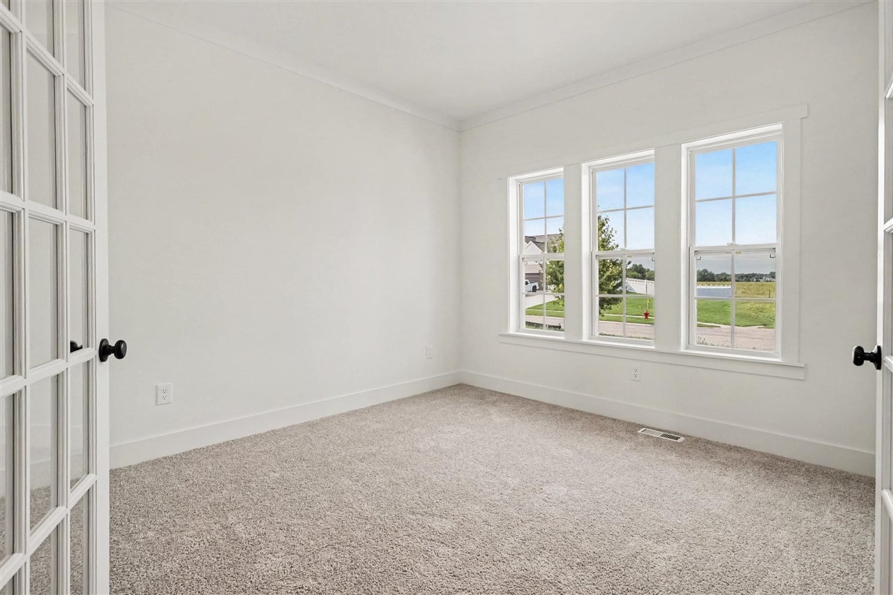 6225 Comiskey Road Stevensville, MI 49127 - Photo 4 of 27 Gallery Image 4