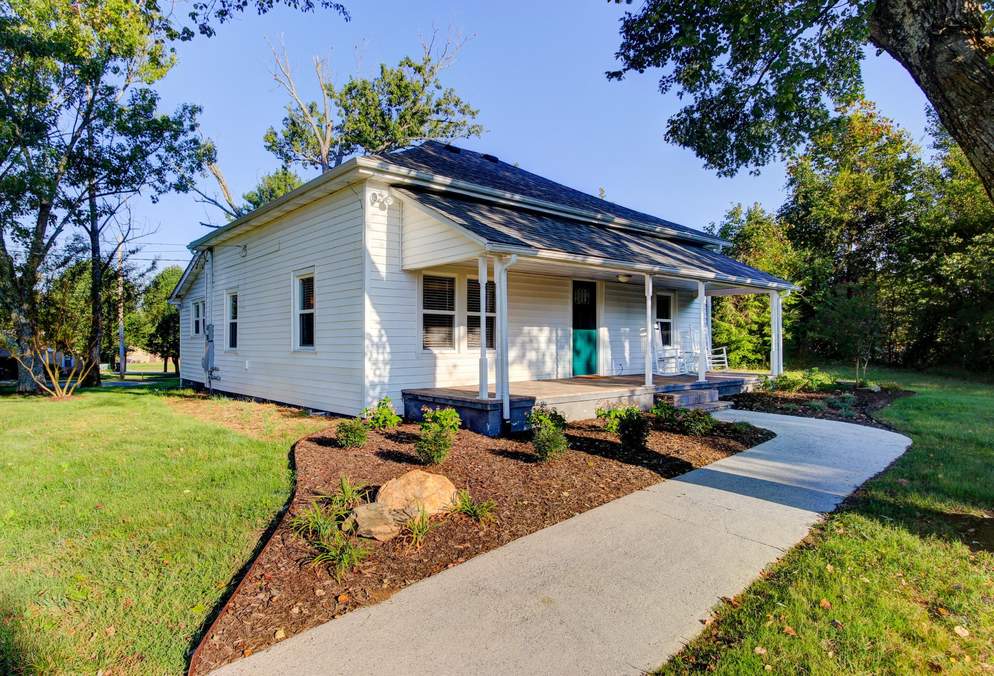 1802 Lively Road Maryville, TN 37801 - Photo 2 of 21 Gallery Image 2
