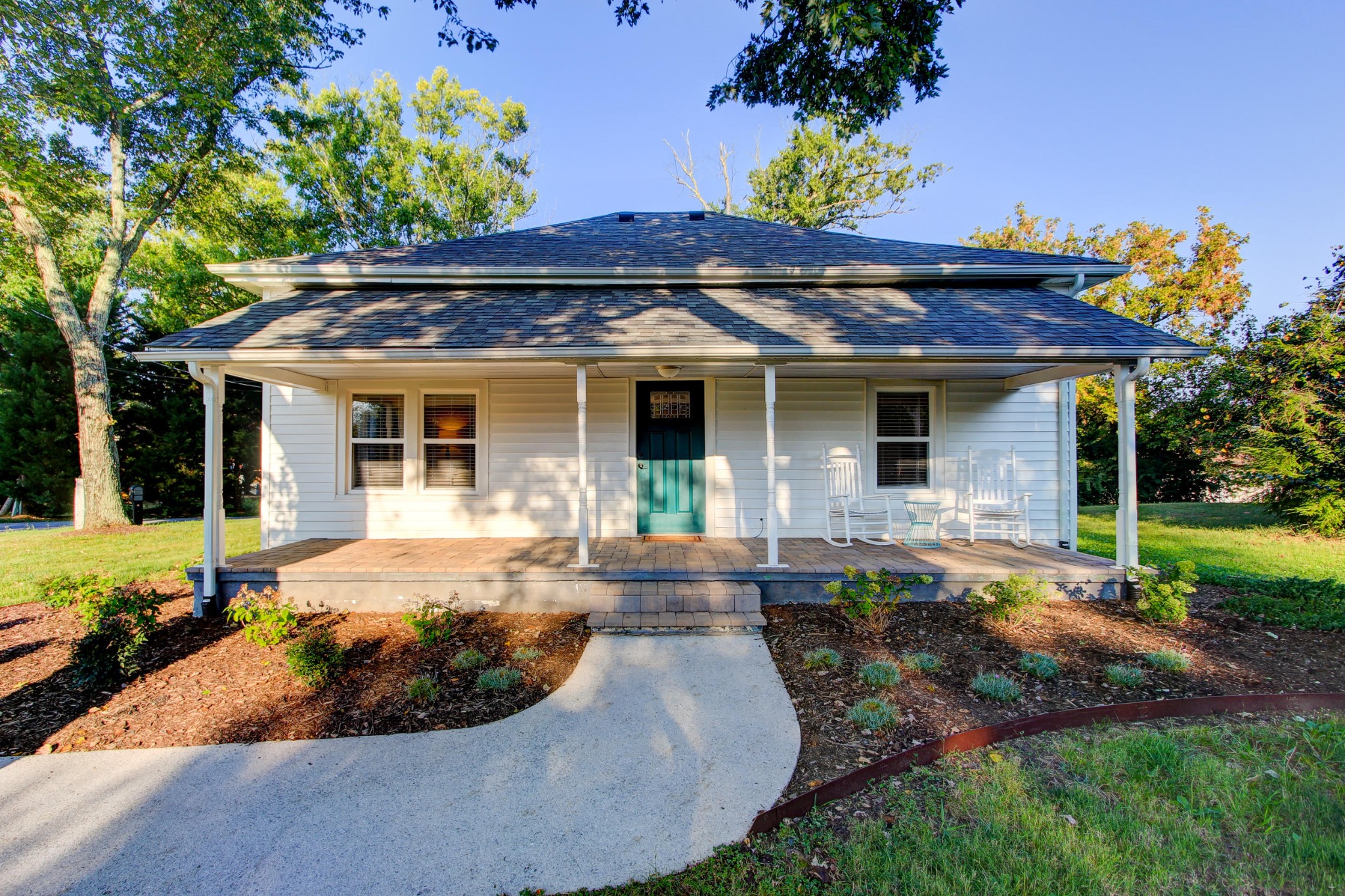 1802 Lively Road Maryville, TN 37801 - Photo 3 of 21 Gallery Image 3