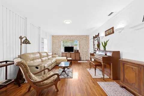 $579,000 | 1340 Adams Street, Hollywood, FL 33019