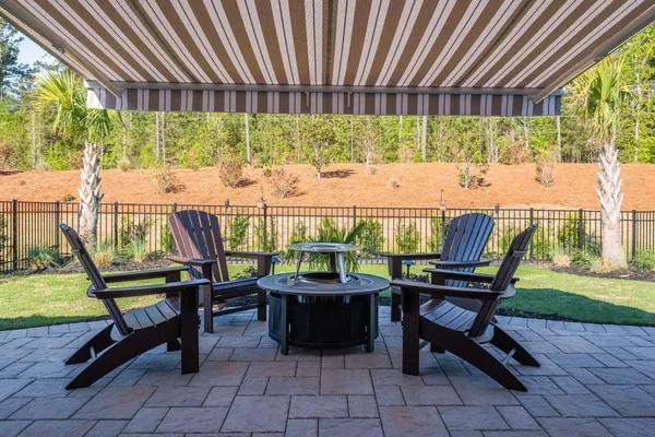 $639,000 | 611 Coral Bells Lane, Summerville, SC 29486