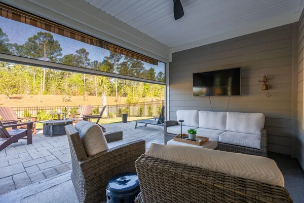 $639,000 | 611 Coral Bells Lane, Summerville, SC 29486