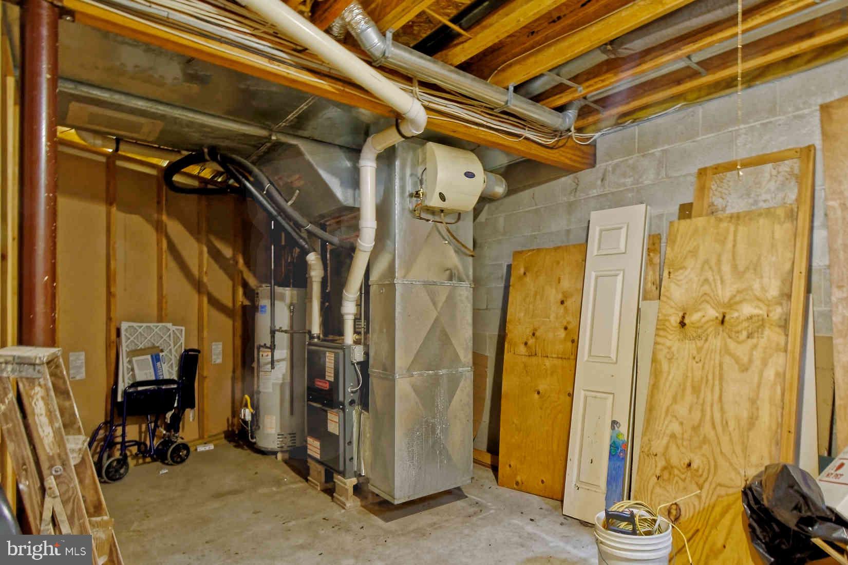2801 Leaming Mill Road Millville, NJ 08332 - Photo 21 of 34 a view of walk in closet with clothes