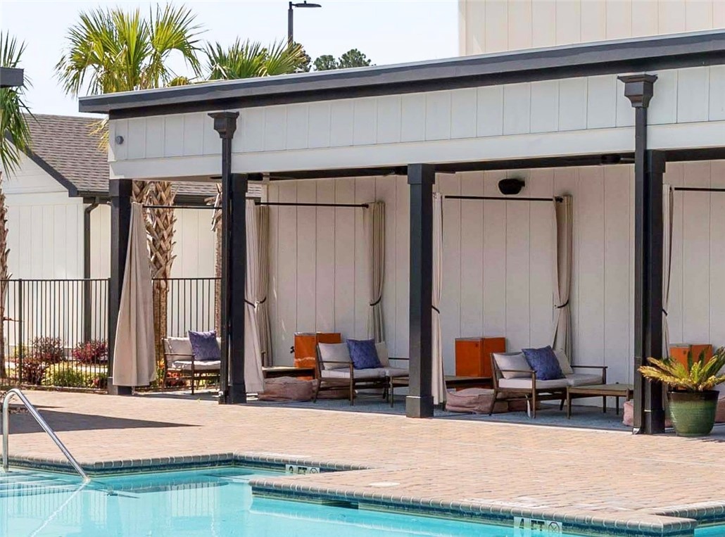 62 East Chapel Road Brunswick, GA 31525 - Photo 23 of 31 Luxury Amenities