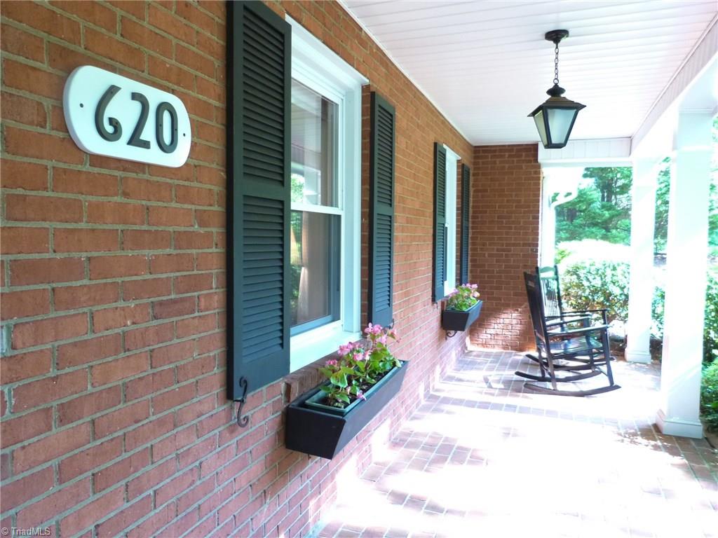 620 Chester Road Winston-Salem, NC 27104 - Photo 2 of 30 Gallery Image 2