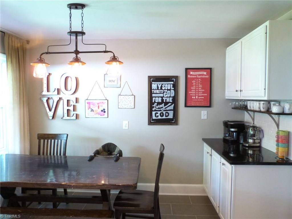 620 Chester Road Winston-Salem, NC 27104 - Photo 11 of 30 Gallery Image 11