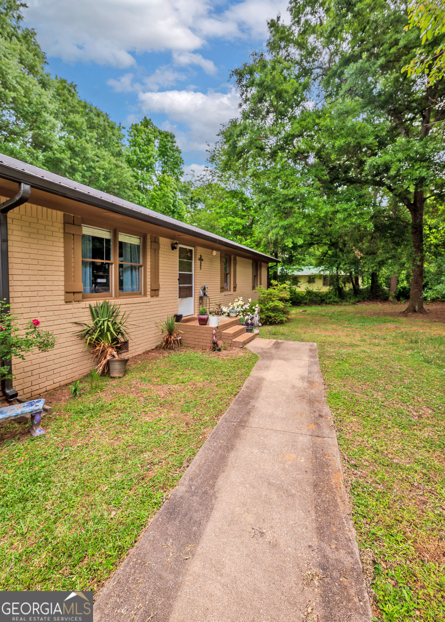 213 Ricefield Road Hartwell, GA 30643 - Photo 2 of 25