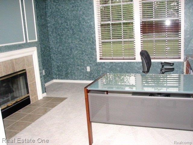 1792 Bliss Court Rochester, MI 48307 - Photo 11 of 13 11 Library