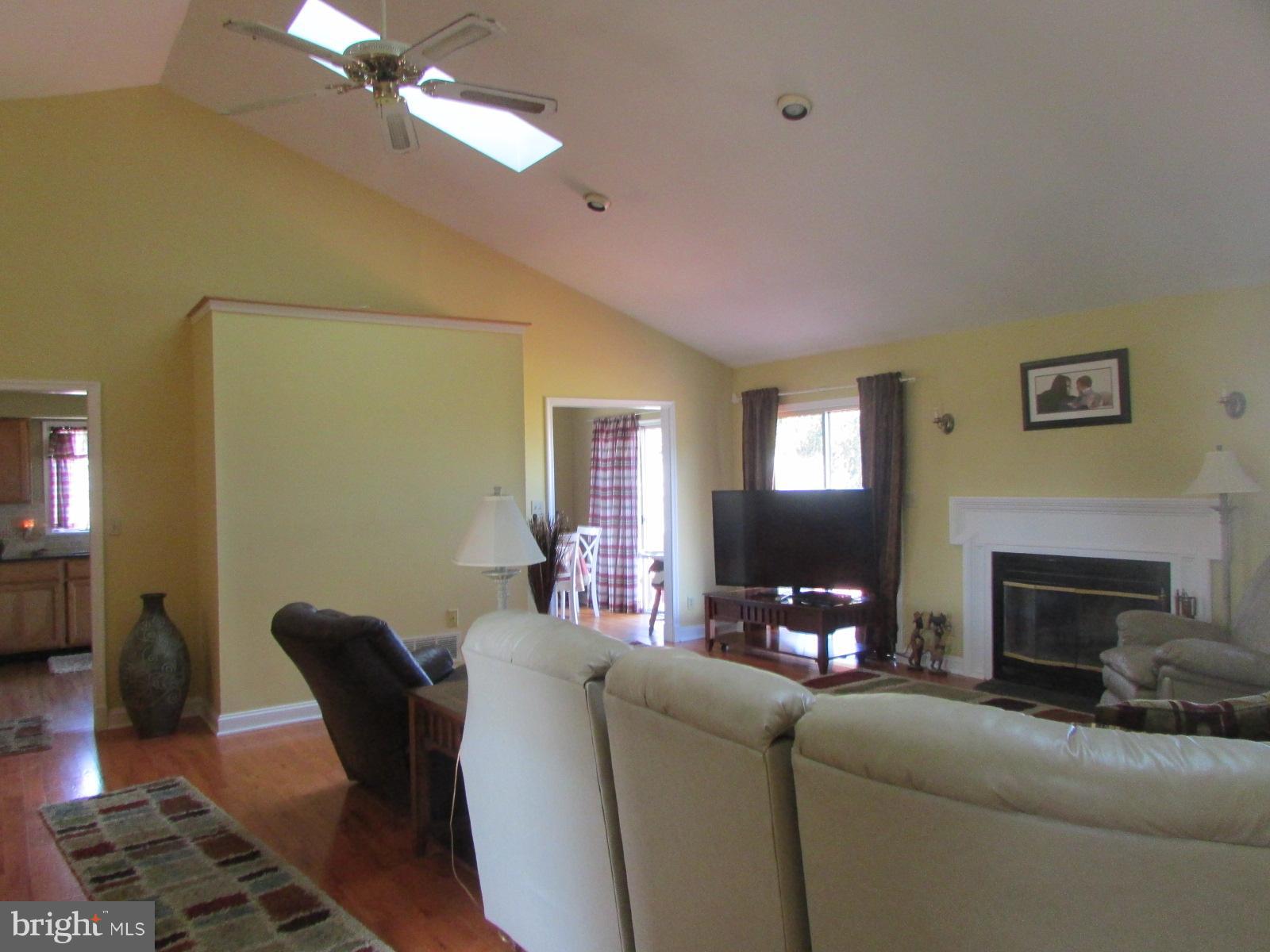 120 Sheaffer Road Chestertown, MD 21620 - Photo 6 of 24 Living Room