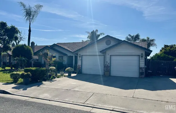 $379,900 | Undisclosed Address, Porterville, CA 93257