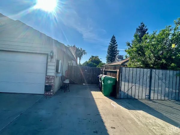 $379,900 | Undisclosed Address, Porterville, CA 93257