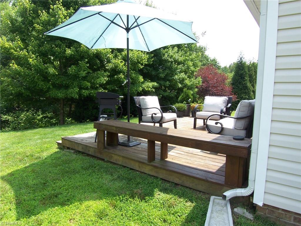 4702 Ridgefall Road Greensboro, NC 27410 - Photo 24 of 27 Great place to BBQ. Get those steaks ready.