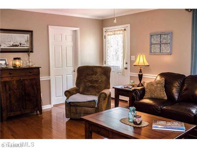 9490 Helsabeck Road Rural Hall, NC 27045 - Photo 13 of 16 Den/Family/Great Room.