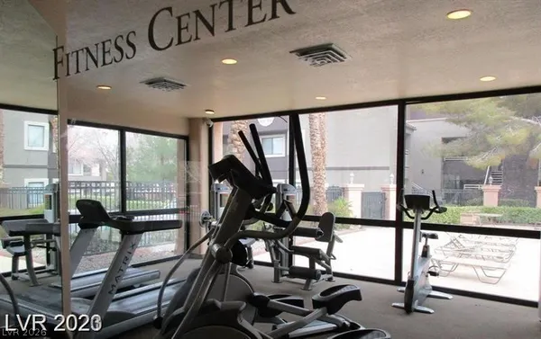 $1,250 | 5062 South Rainbow Boulevard, Unit 203, Las Vegas, NV 89118