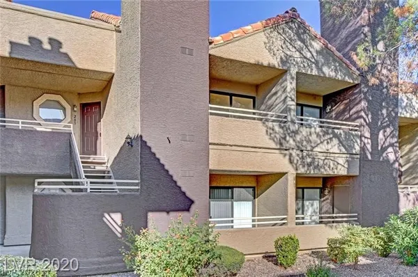 $1,250 | 5062 South Rainbow Boulevard, Unit 203, Las Vegas, NV 89118