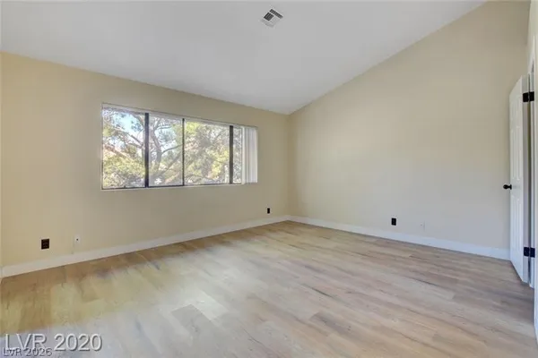 $1,250 | 5062 South Rainbow Boulevard, Unit 203, Las Vegas, NV 89118