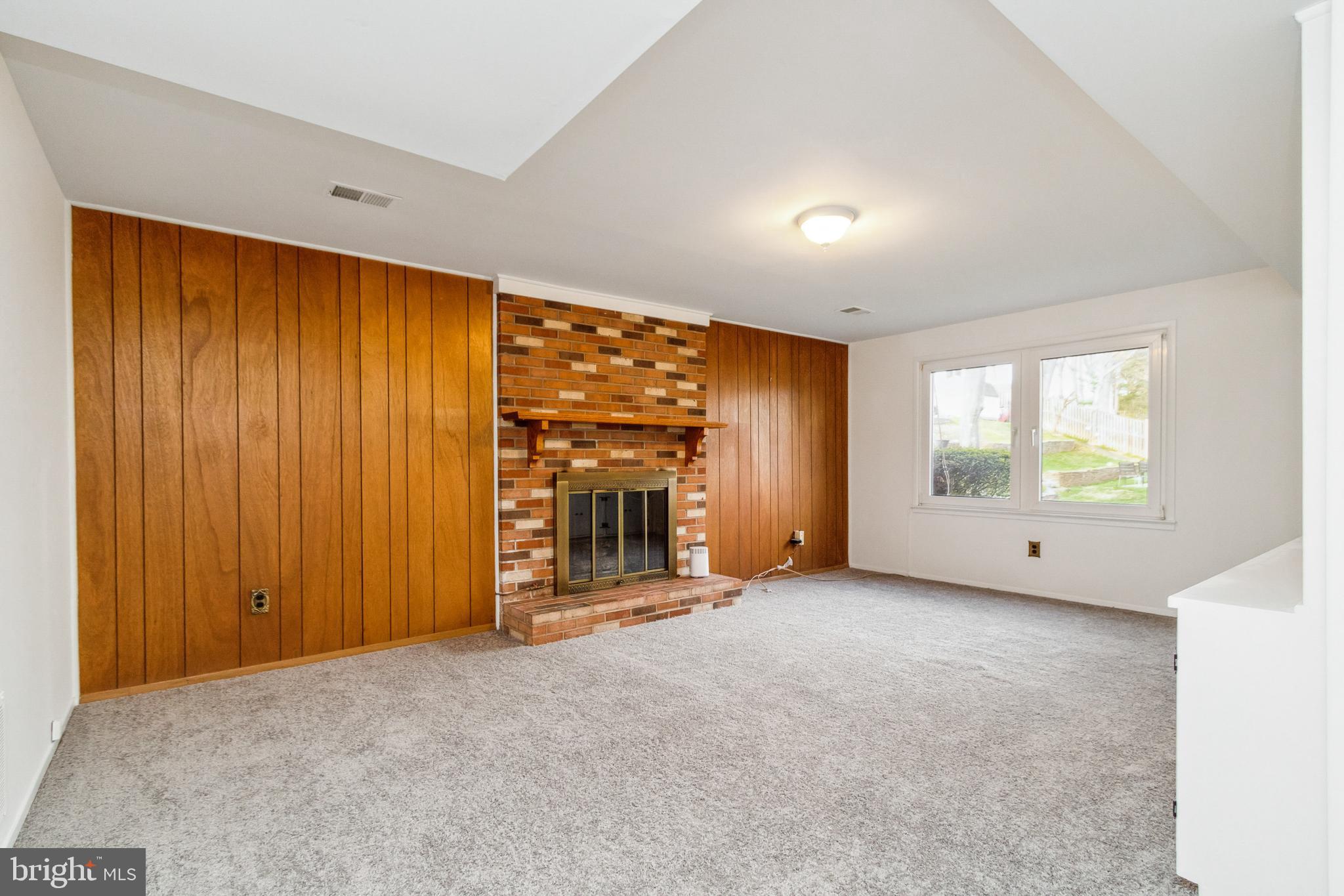 8708 Kerry Lane Springfield, VA 22152 - Photo 23 of 32 Gallery Image 23