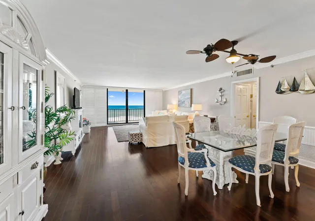 a en suite bathroom with a sink a vanity and a mirror
