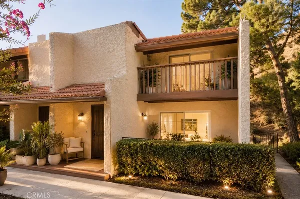 $679,000 | 9555 VÃa Venezia, Burbank, CA 91504