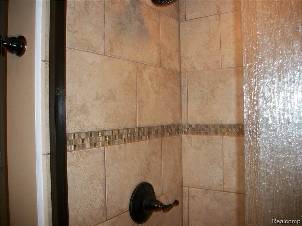 20130 Coachwood Road Riverview, MI 48193 - Photo 27 of 60 025.JPG