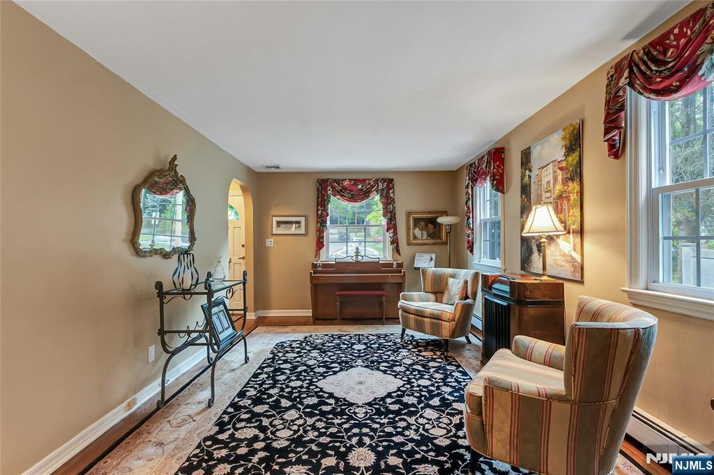 15 Colonial Road Tenafly, NJ 07670 - Photo 15 of 40