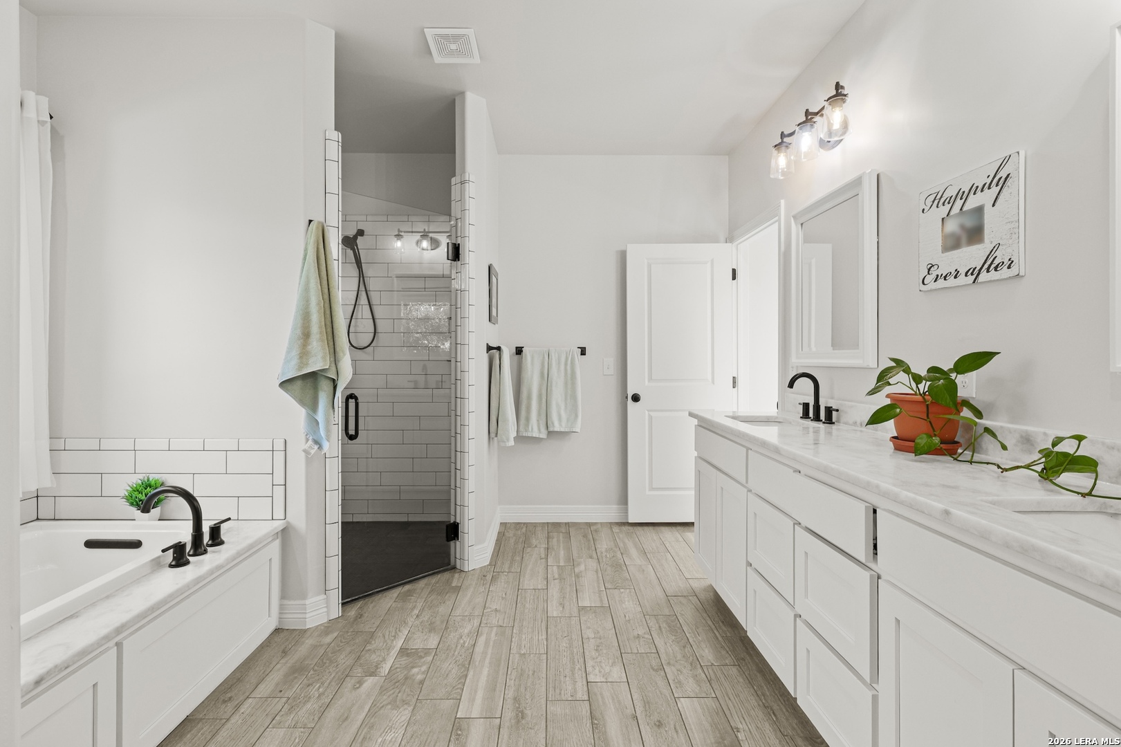 1401 Hartfield Road Seguin, TX 78155 - Photo 33 of 47