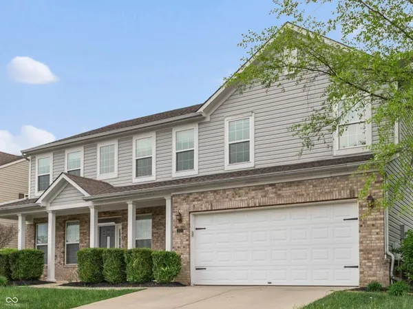 $2,650 | 13711 Alvernon Place, Fishers, IN 46038