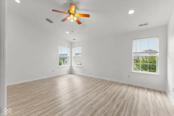 $2,650 | 13711 Alvernon Place, Fishers, IN 46038