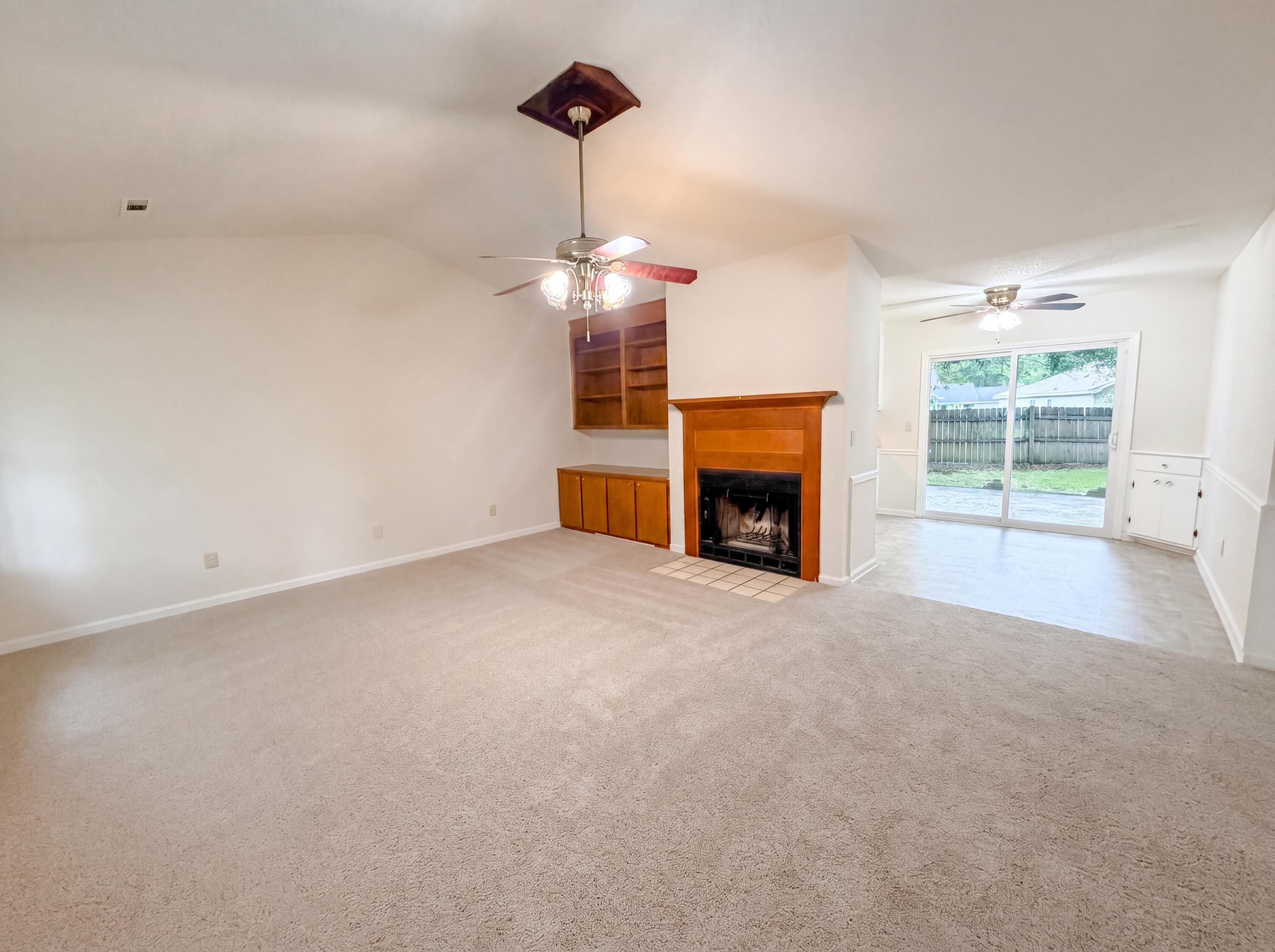 422 Allen Court Ladson, SC 29456 - Photo 3 of 17