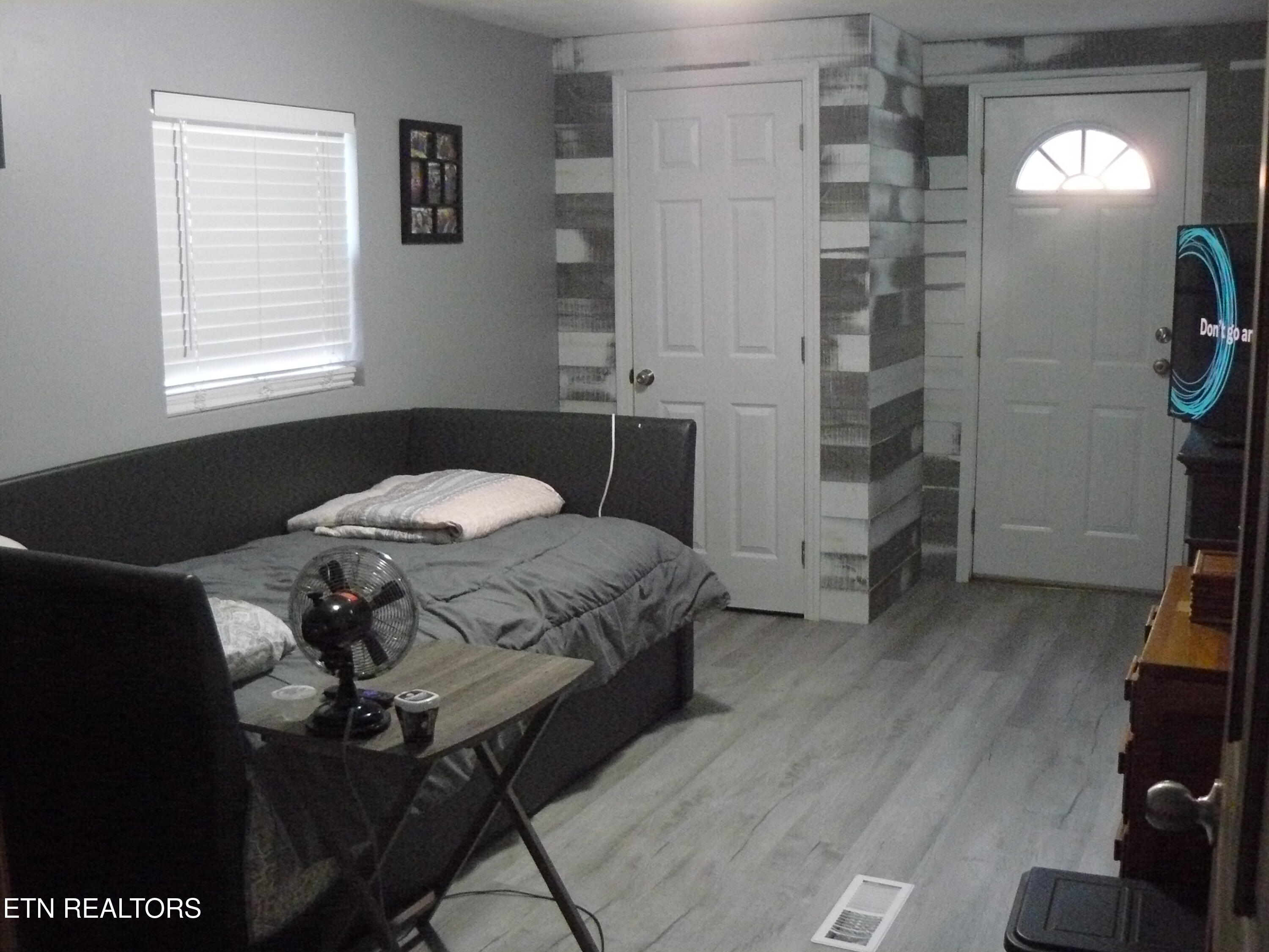 216 Mountain Road New Tazewell, TN 37825 - Photo 24 of 28 P1430473