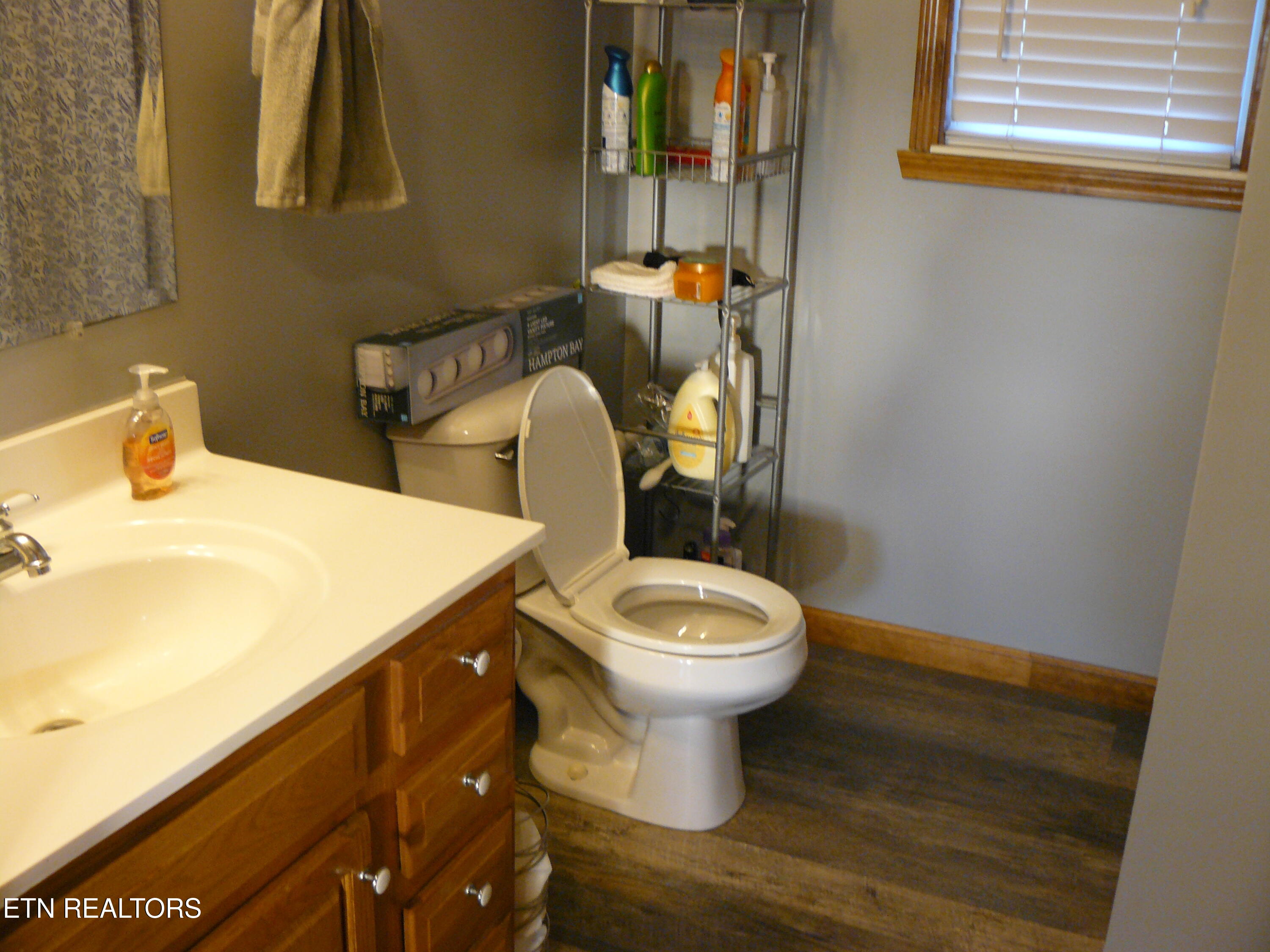 216 Mountain Road New Tazewell, TN 37825 - Photo 26 of 28 P1430475