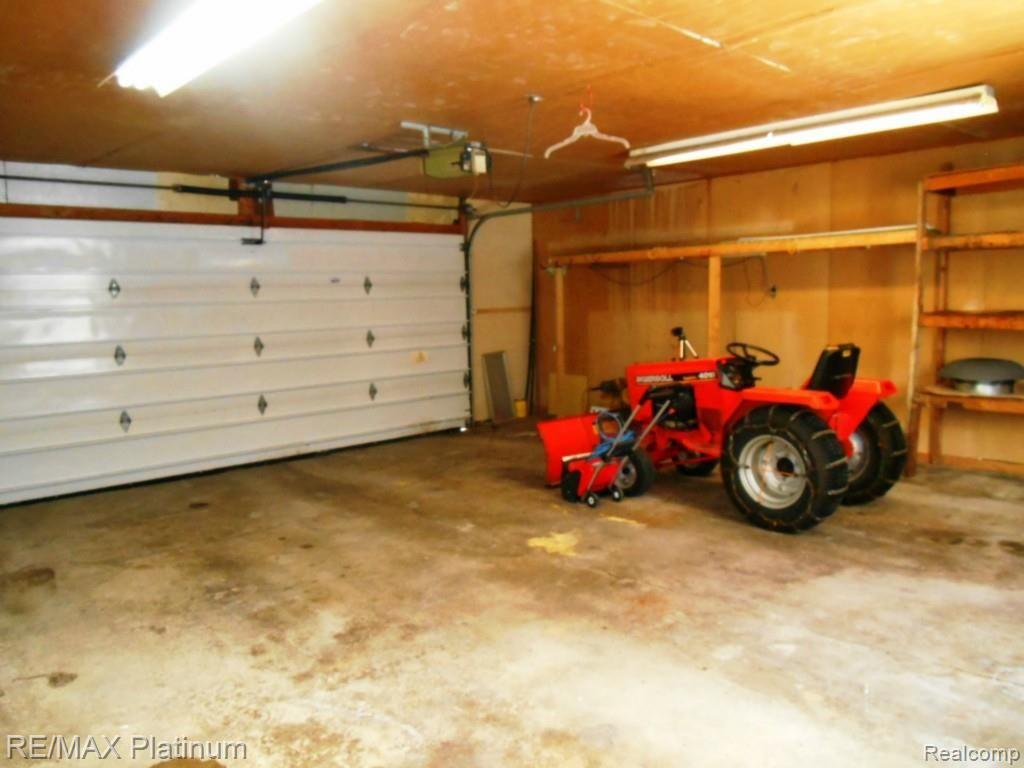 1840 Gray Road Howell, MI 48843 - Photo 22 of 35 attached garage