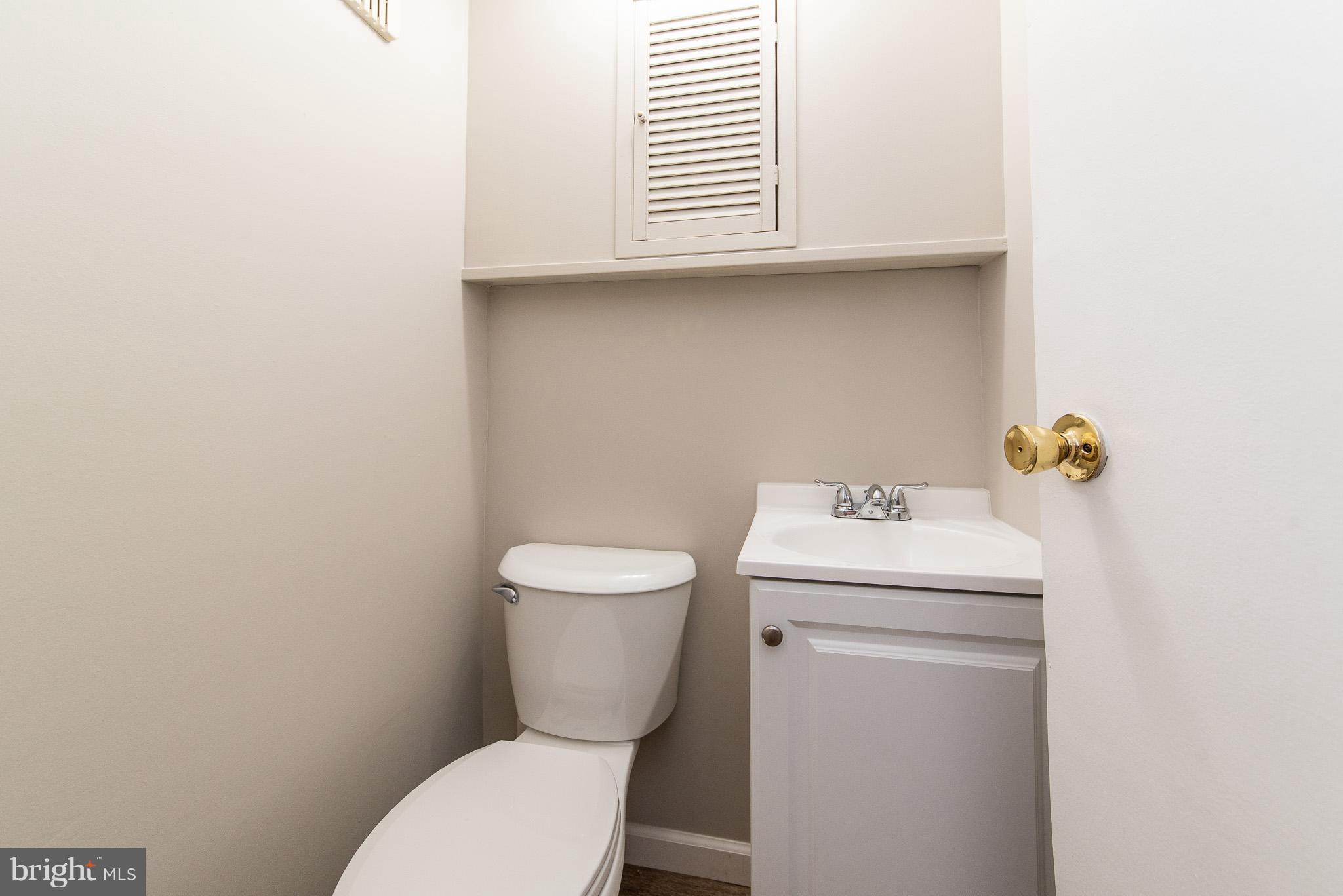 8171 Kavanagh Road Baltimore, MD 21222 - Photo 26 of 30 Bath