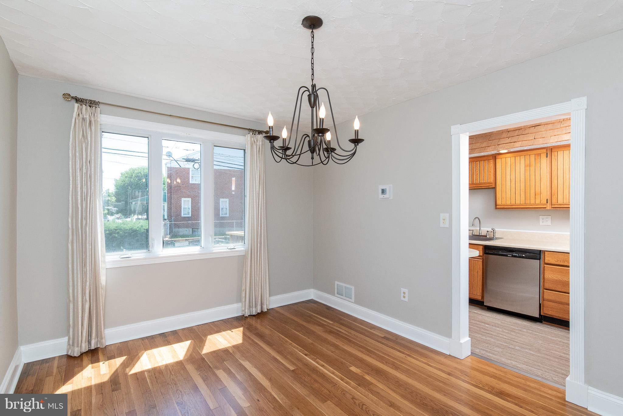 8171 Kavanagh Road Baltimore, MD 21222 - Photo 6 of 30 Dining Room