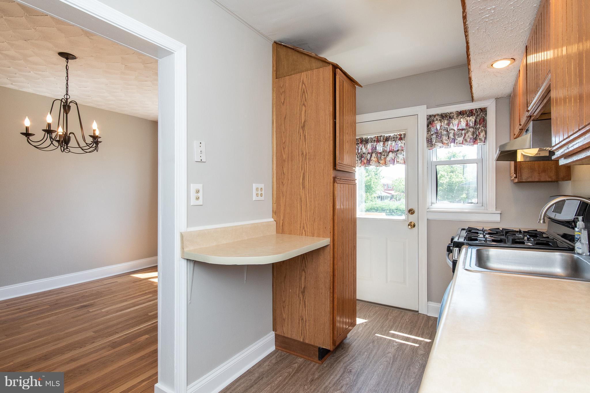8171 Kavanagh Road Baltimore, MD 21222 - Photo 9 of 30 Kitchen