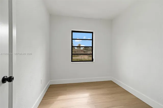 $499,900 | 661 Northwest 191st Street, Miami Gardens, FL 33169