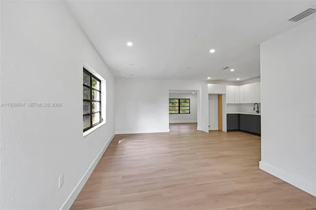 $499,900 | 661 Northwest 191st Street, Miami Gardens, FL 33169