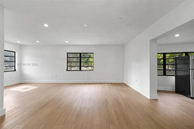 $499,900 | 661 Northwest 191st Street, Miami Gardens, FL 33169