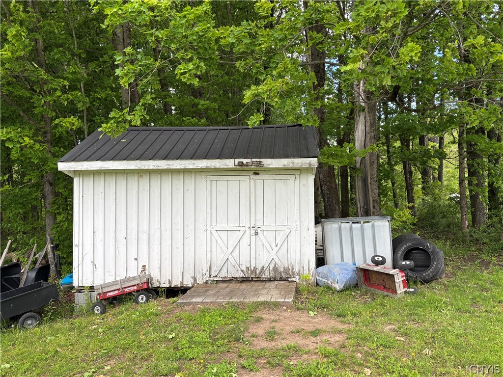 5123 Military Road Russia, NY 13431 - Photo 33 of 34