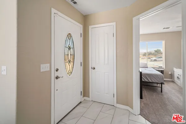 a view of a livingroom with a dinning area