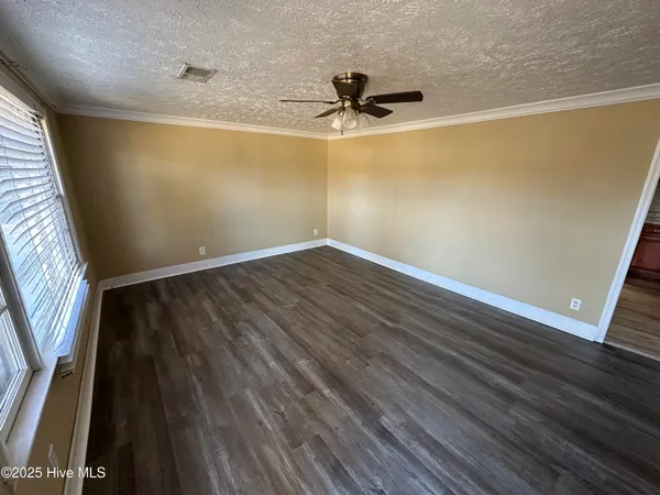 $179,900 | 17180 Barnes Drive, Laurinburg, NC 28352