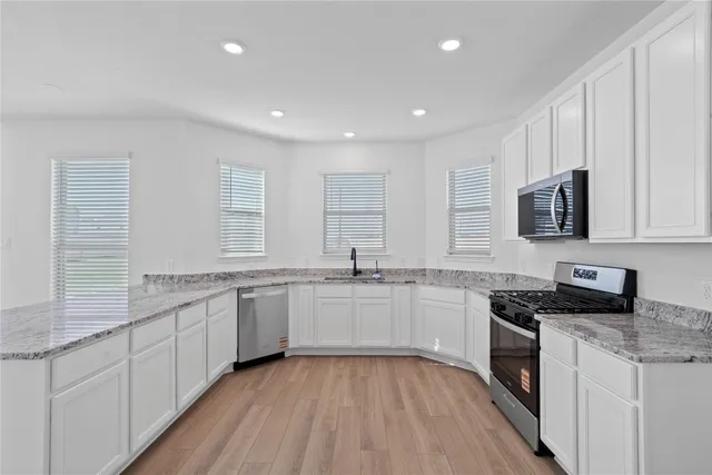 $322,995 | 6406 Canby Court, Rosharon, TX 77583