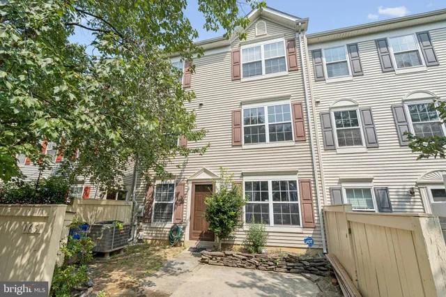 $349,900 | 163 Heathfield Drive, Frederick, MD 21702