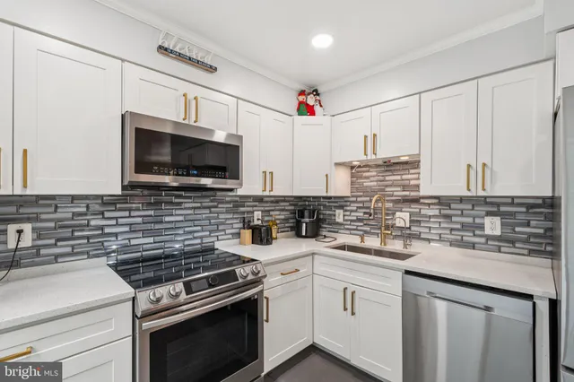 $349,900 | 163 Heathfield Drive, Frederick, MD 21702