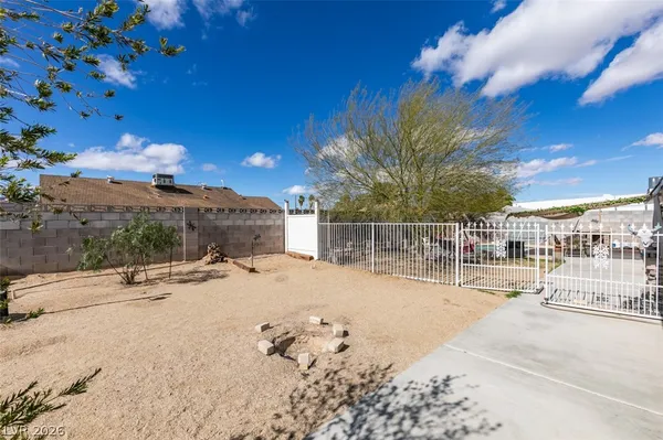 $472,000 | 1911 Red Sand Court, Henderson, NV 89002